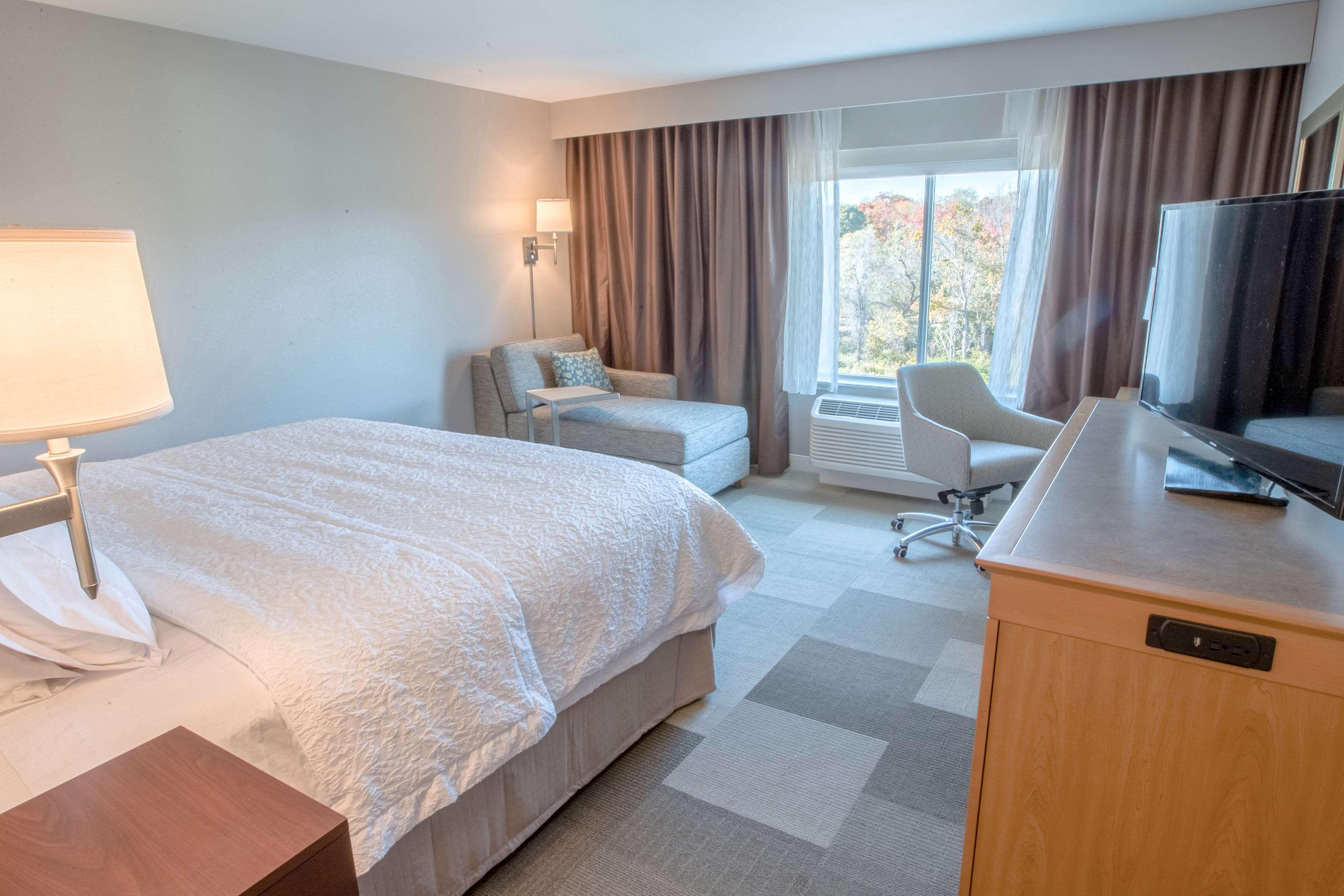 Hampton Inn By Hilton Amesbury, Ma Exterior photo
