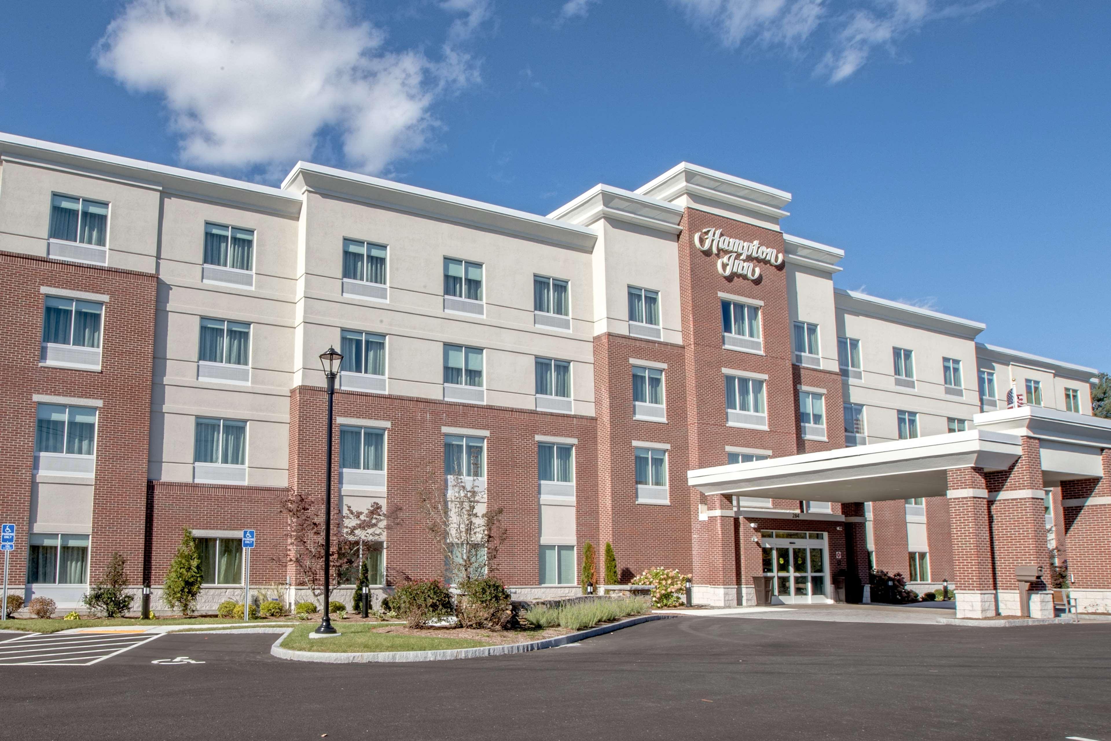 Hampton Inn By Hilton Amesbury, Ma Exterior photo